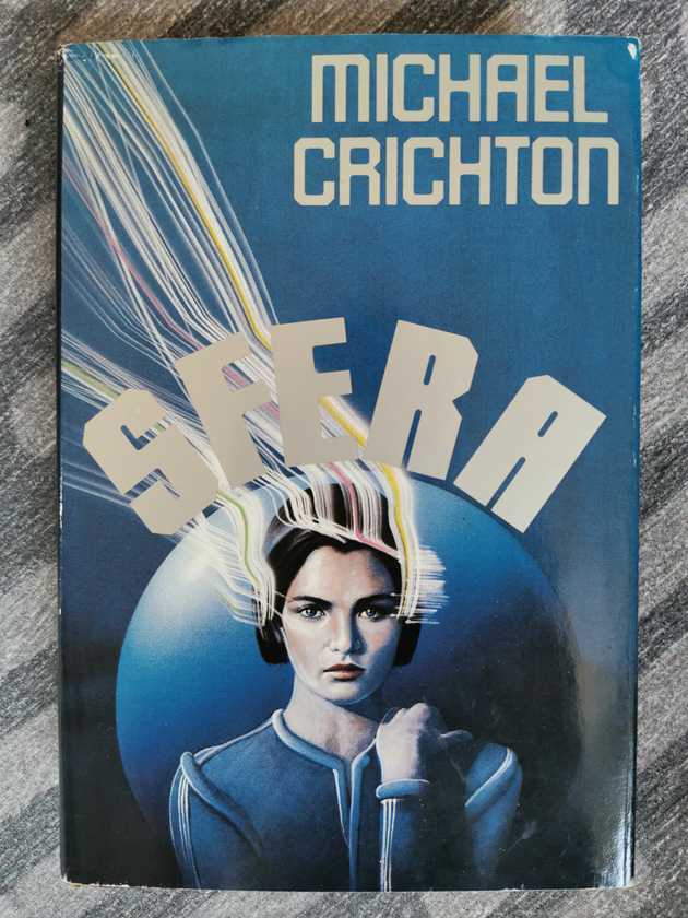 Il mio primo libro di fantascienza: "Sfera", ancora in mio possesso (bellissima copertina) — edizione Garzanti